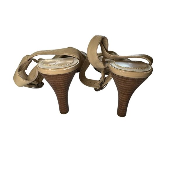 Bisou Bisou Tan Knot Strap Heeled Sandals Size 6 – Like New - Picture 4 of 5